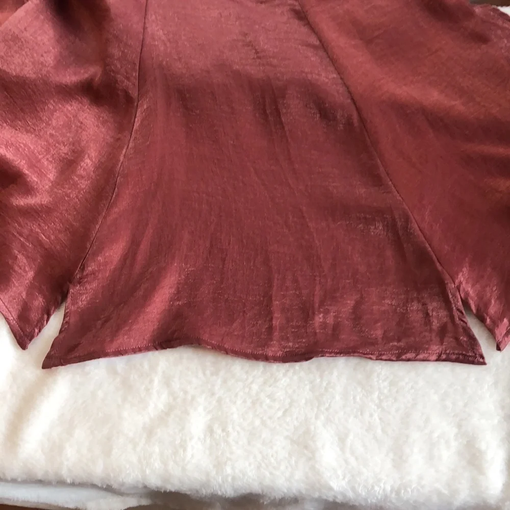 New‎ EASTNWEST LABEL Women's Small Dark Rose Crushed Satin Mini Skirt Flowy